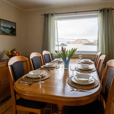 With Seaview Apartman